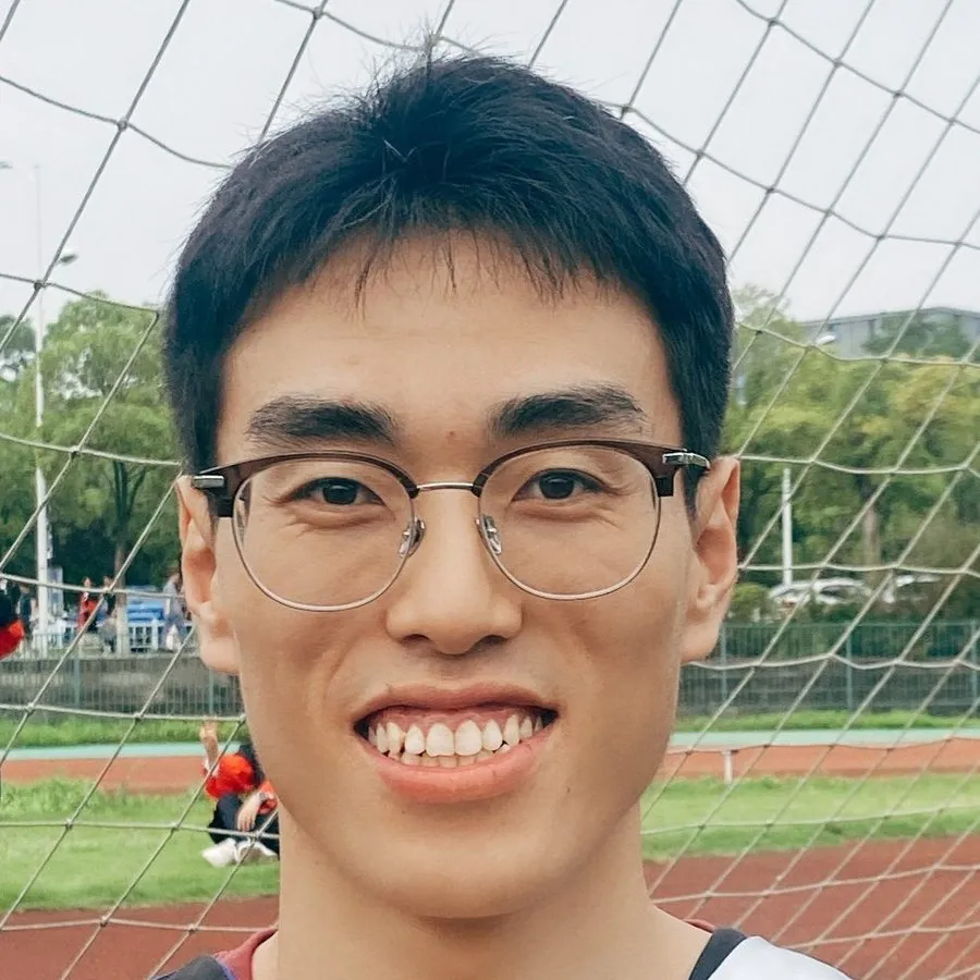 Portrait of Yazhuo WANG
